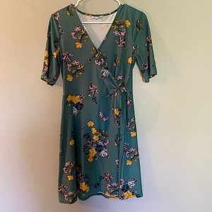 Flower v neck dress (Pink Rose)